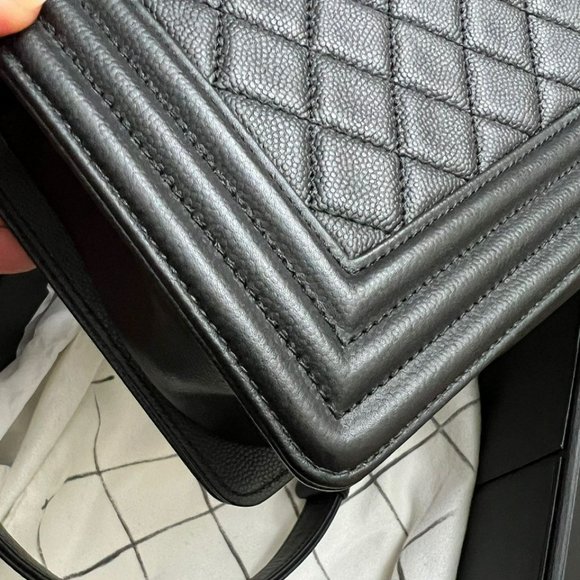 Chanel Black Quilted Caviar Leather Medium Le Boy Bag GHW - Picture 5 of 13